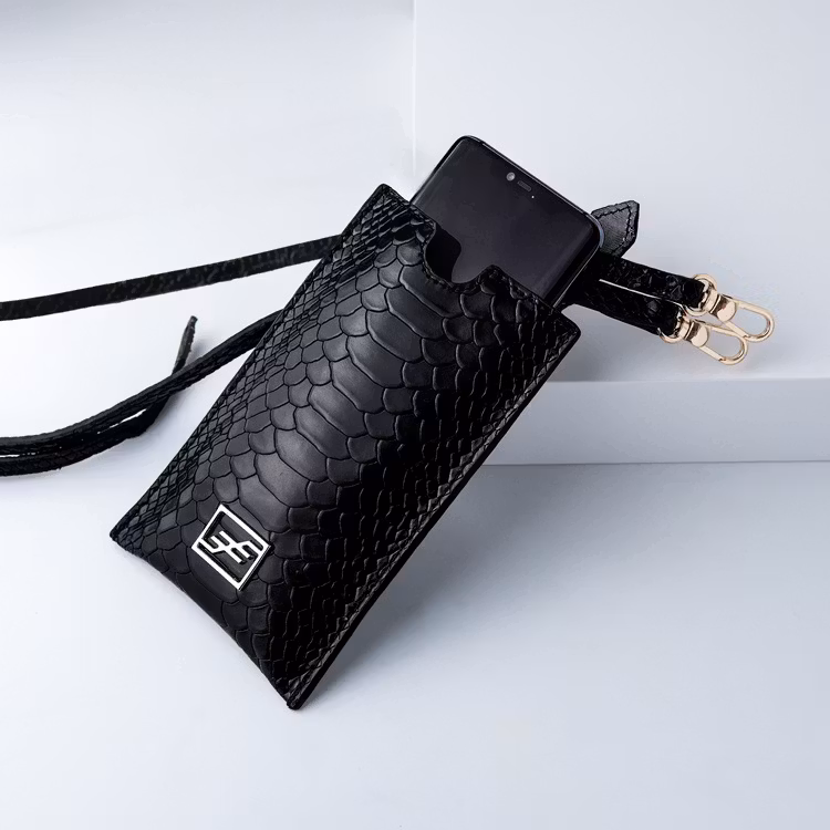 Bild 1 Genuine Leather Phone pouch mobilfodral och lyxig phone case python pattern