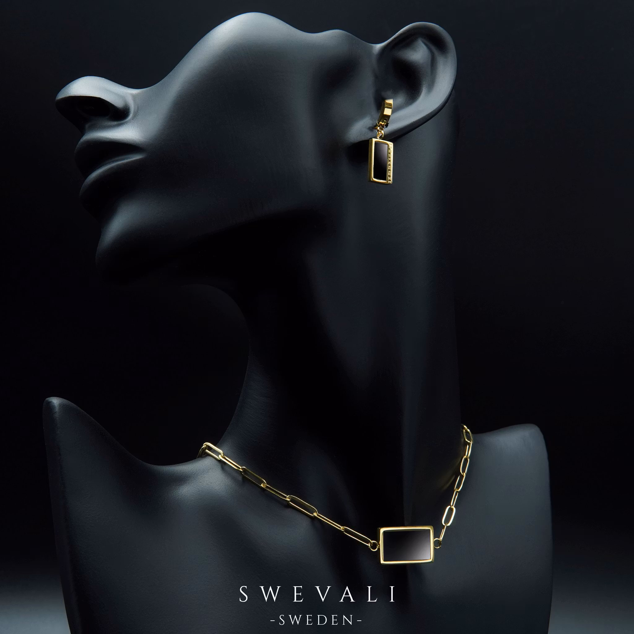 3- Gold in night Gold Edition Halsband Modern and trendy Necklace and women jewelry and accessories from SWEVALI fashion Sweden