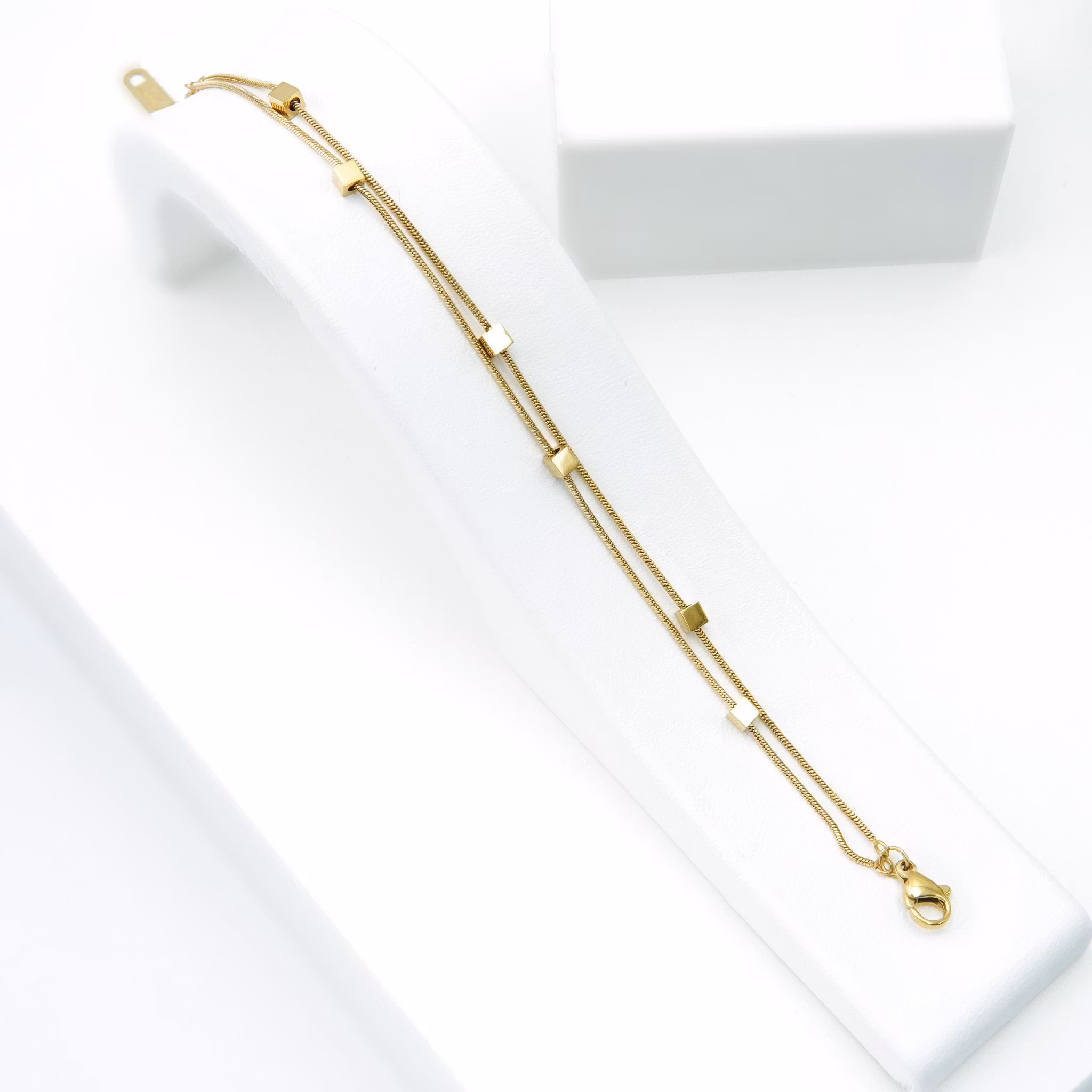 2 Charisma Lucky Orbits - Armlänk Dam Gold Edition - SWEVALI