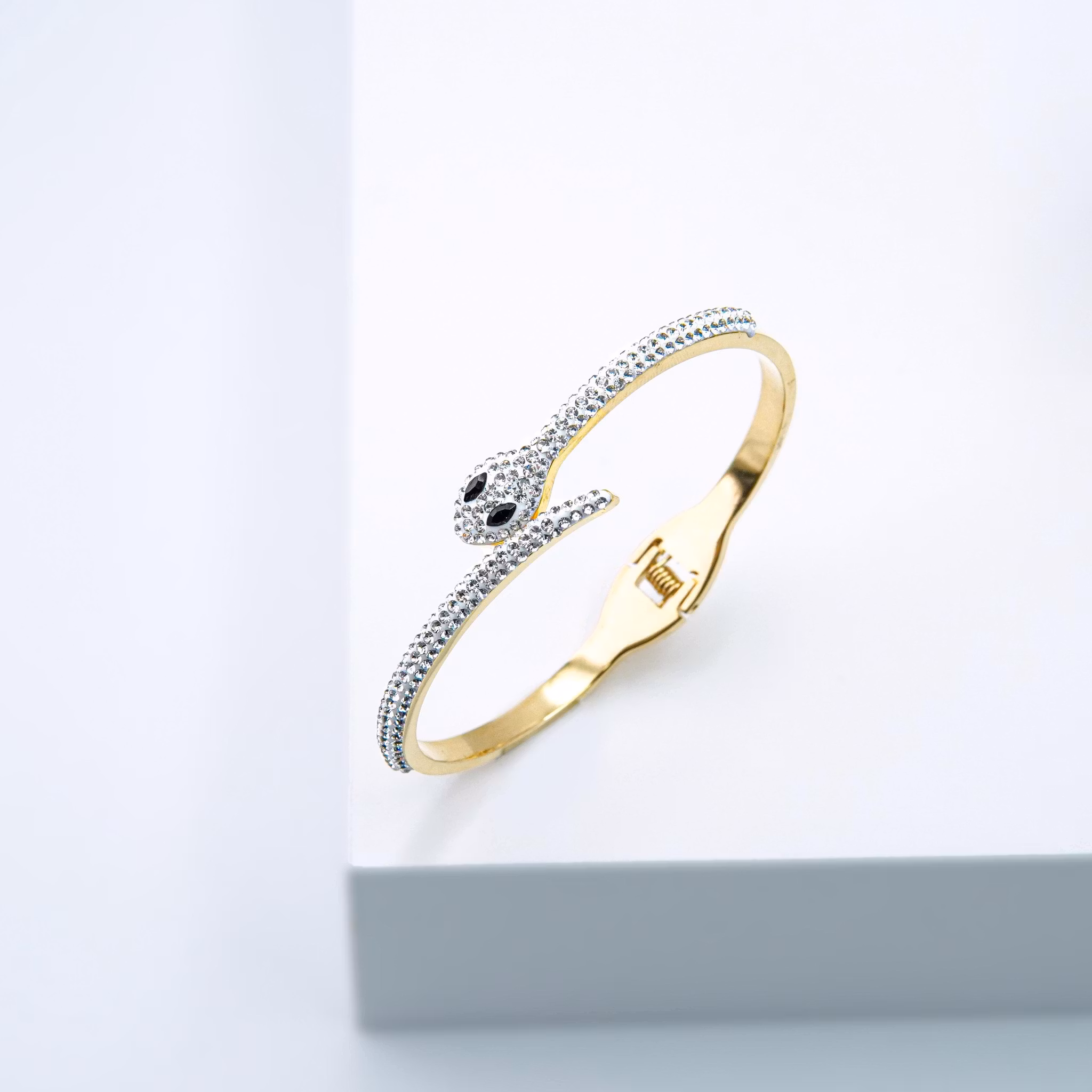 3 Py-thone Black Eyed- Armband Dam Gold Diamond - SWEVALI