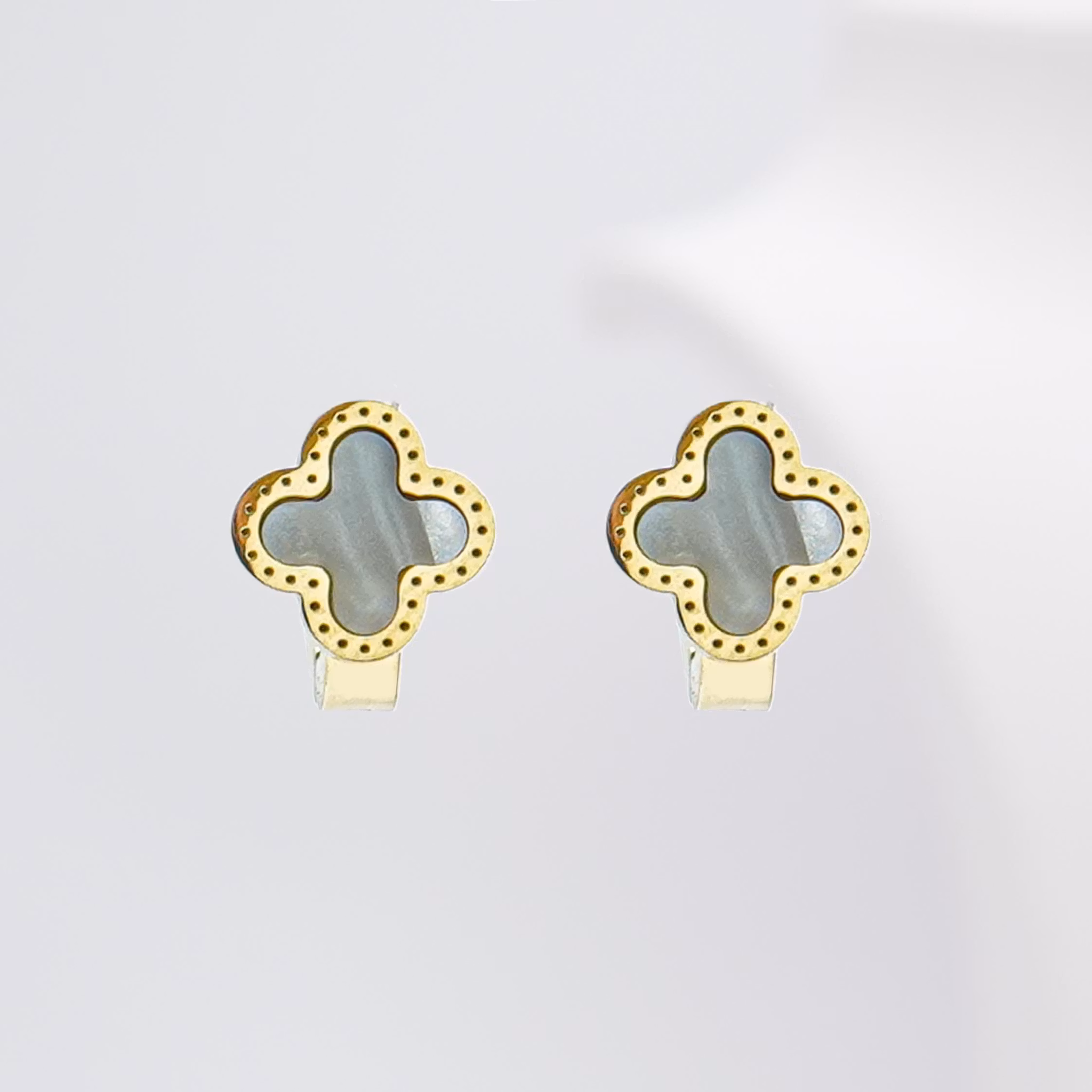 1 Clover Classy Vintage - Gold Edition Populära Örhängen - SWEVALI