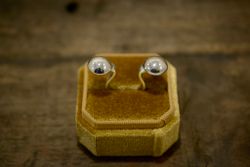 Mouse ears, silverring