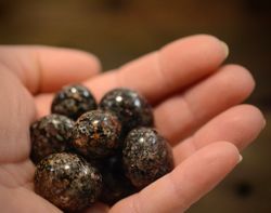 Granat i Pyroxenit, cuddlestone