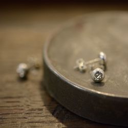 Örhängen i silver med Stjärntecken