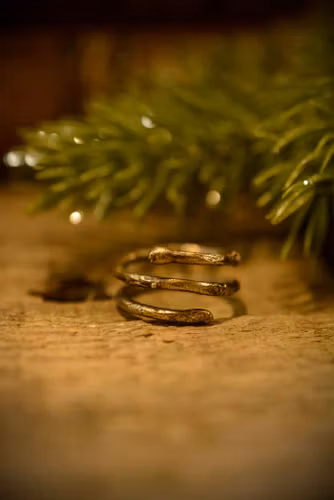 Skogs ring, dubbel kvist