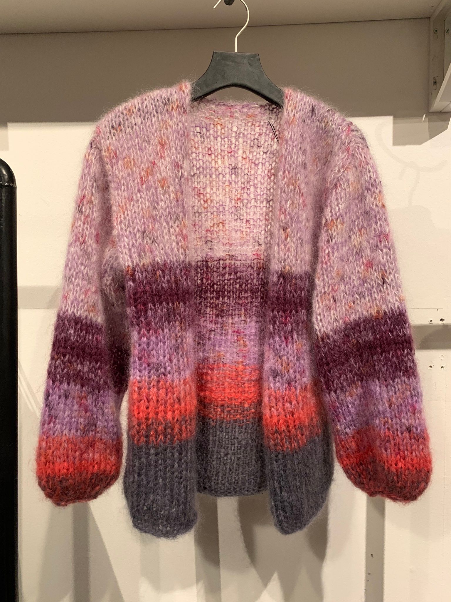 Handstickad av EMSA nr 33 - SÅLD
