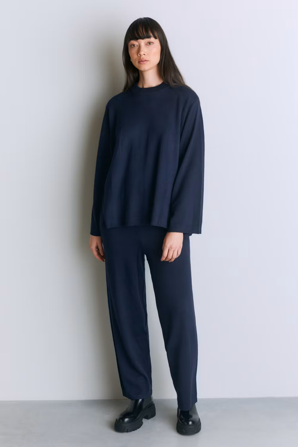 Lola Sweater stickad tröja med vid ärm från Movesgood, i bambu och cashmere