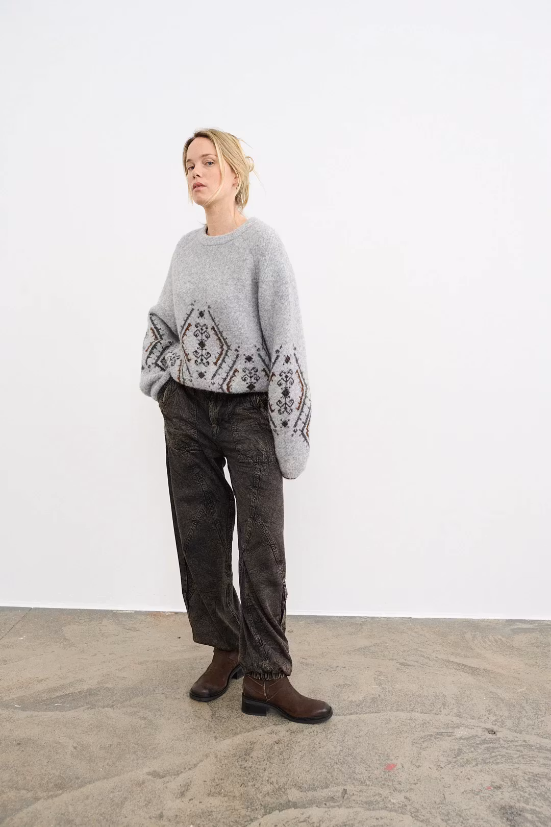 Hebe Knit Pullover