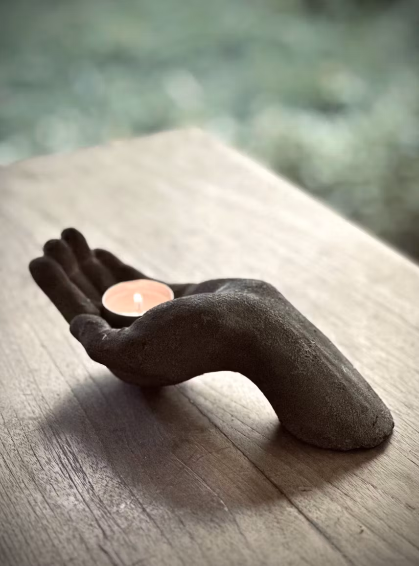 Goro - Stone hand