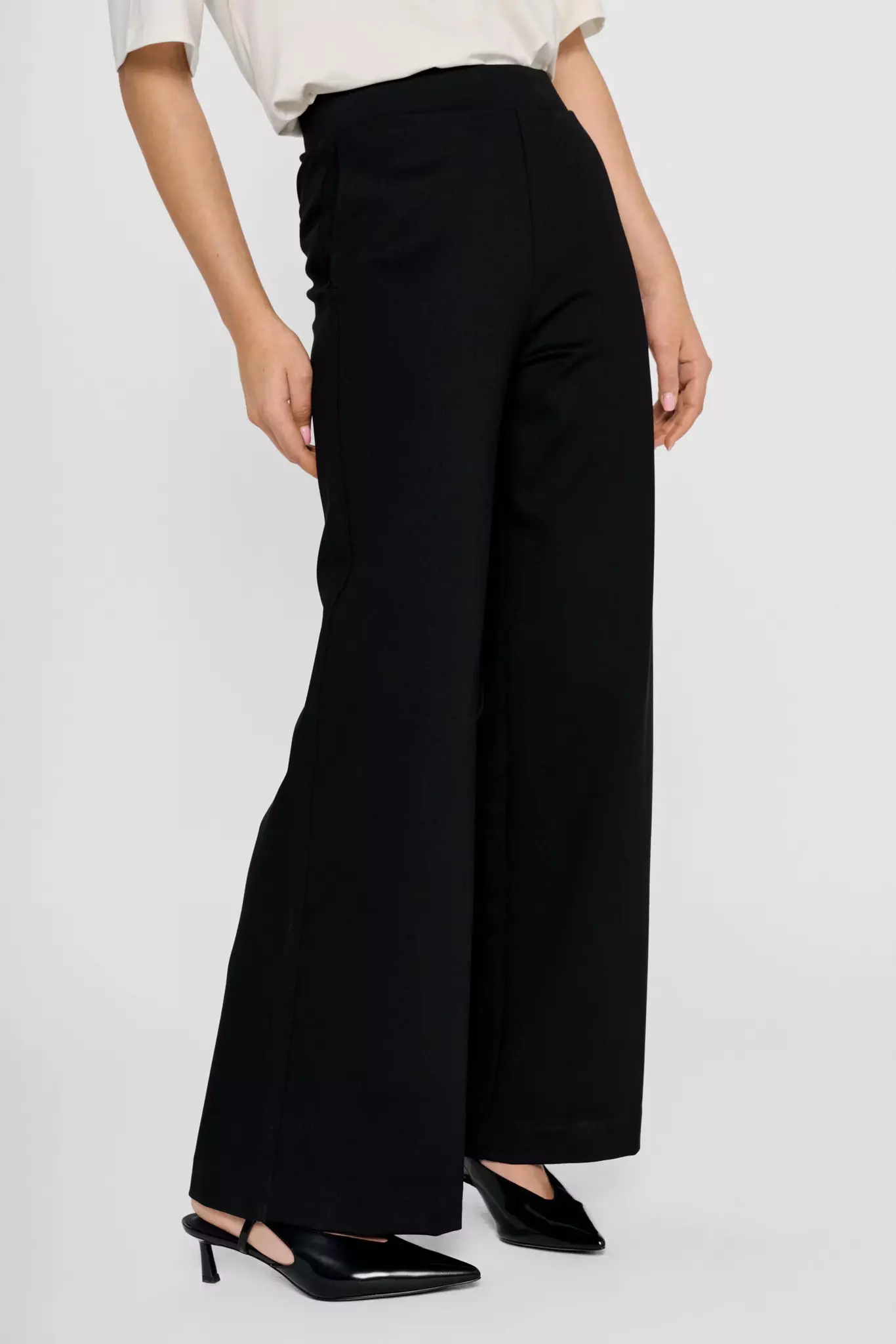 Leia Pants Black