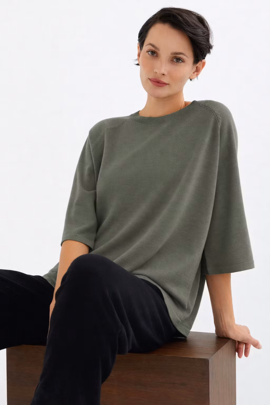 Josefina stickad top i mjukaste bambulyocell med cashmere från Movesgood