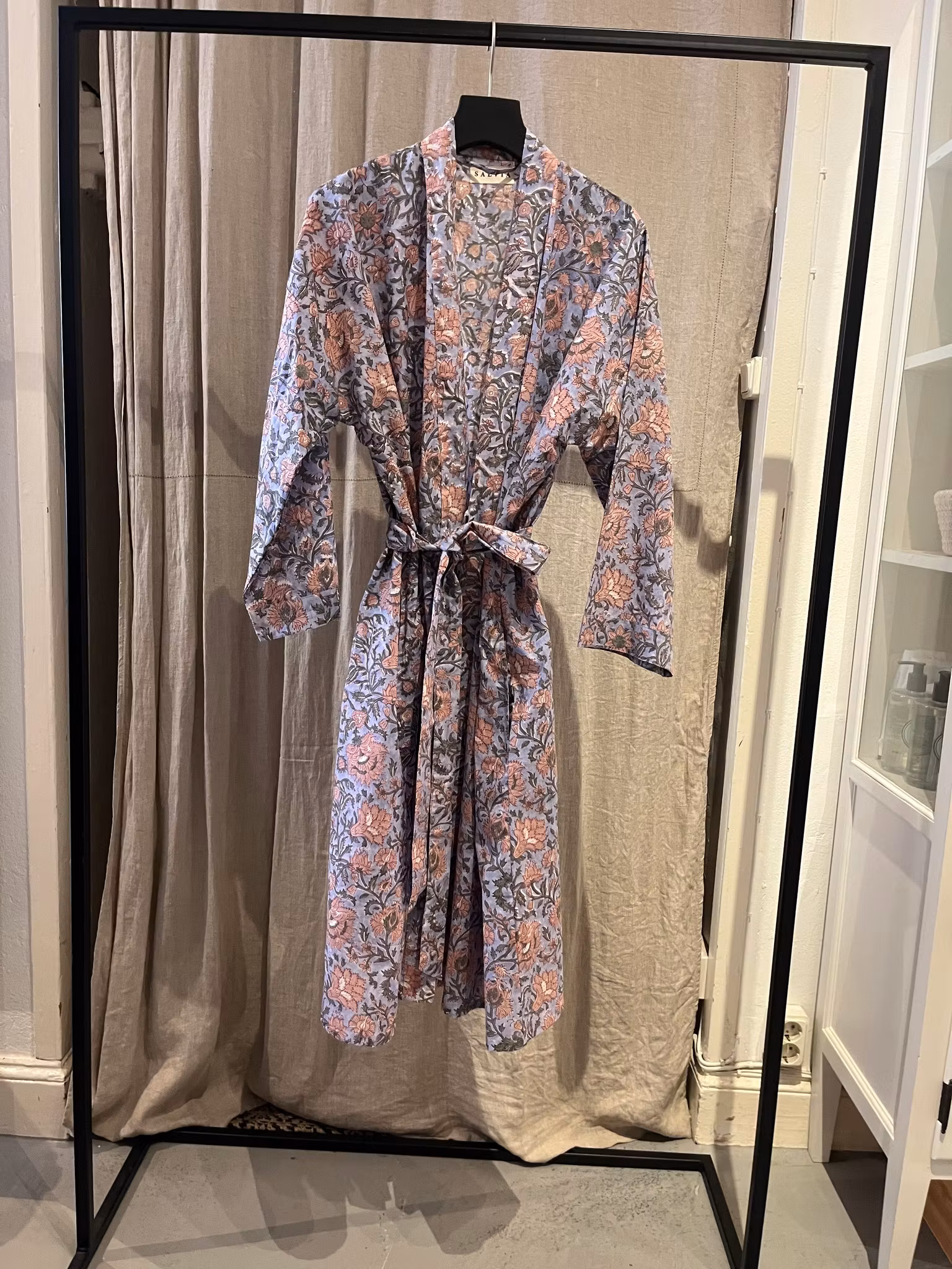Kimono Blue flowers
