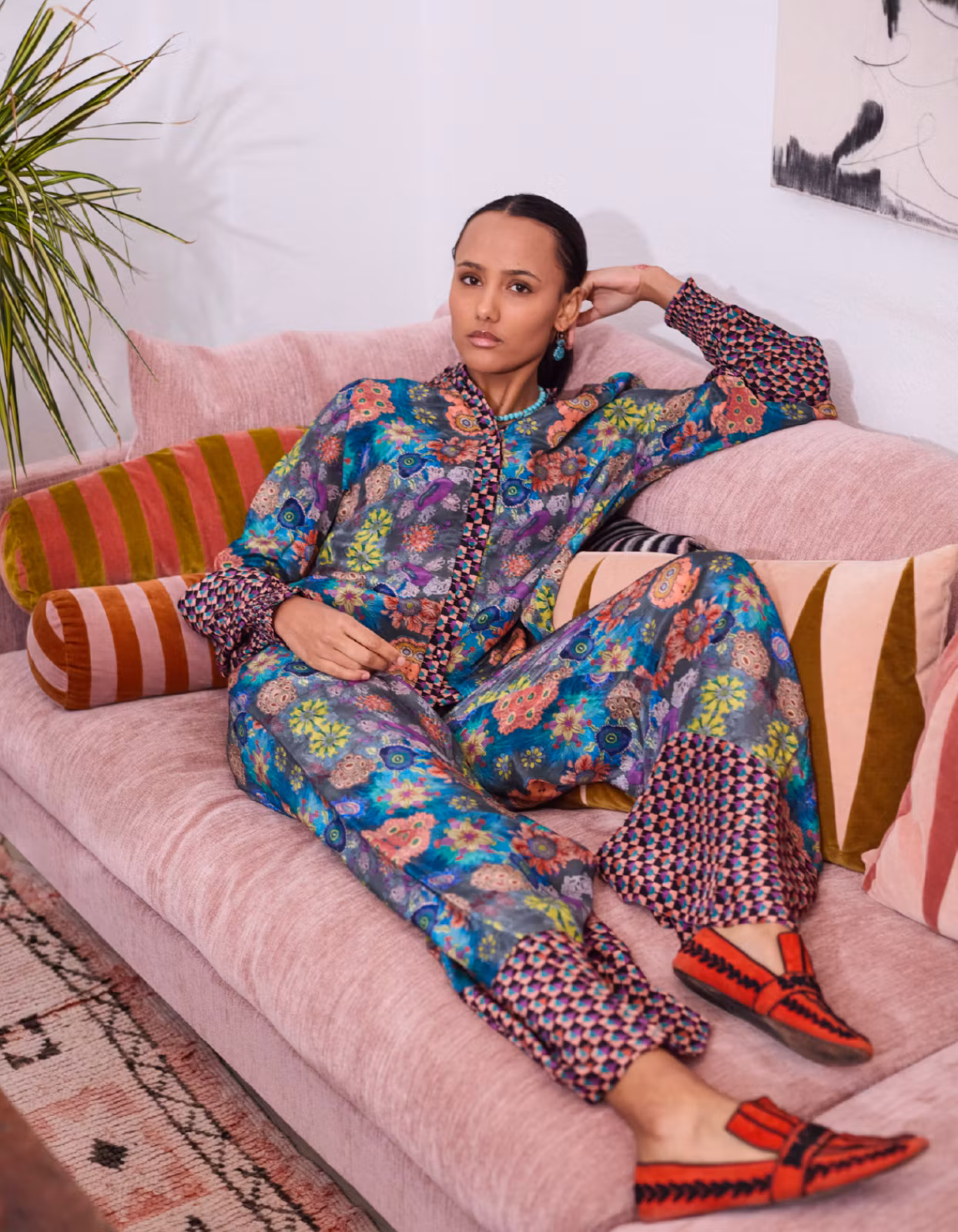 Smallis blouse, en blus i turkosa toner med mönster av Michala Wiesneck, MW.CPH