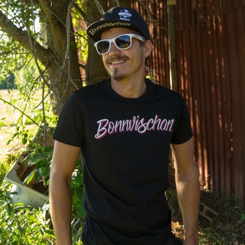 T-shirt Svart (vit/röd text)