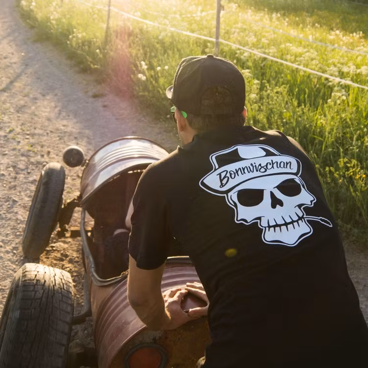 T-shirt Svart (vit/grön text)