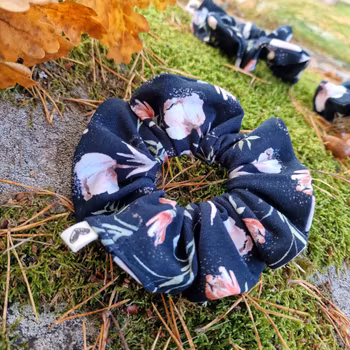 Scrunchie, Liljefrö.