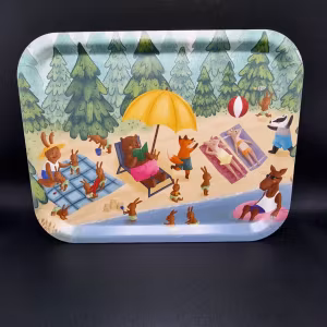 Bricka: Djur vid skogssjö 36x28cm