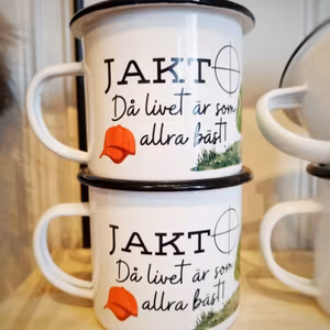 Emaljmugg - Jakt
