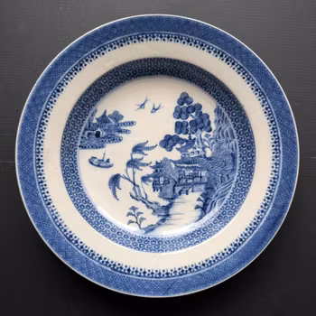 *SOLD*Chinese antique blue and white plate, Late 18 C #27160