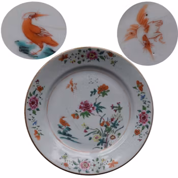 A antique Chinese famille rose plate, period of Qianlong, 18th Century #368