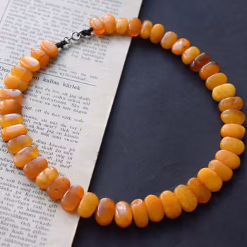 Natural Amber necklace from Sweden baltic amber egg yolk butterscotch 70's 30G