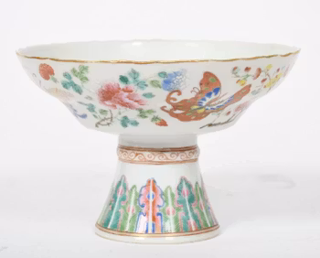 Qing Dynasty altar bowl with butterflies