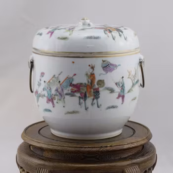 Tongzhi lidded jar