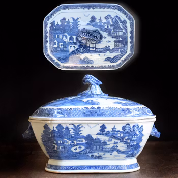 Antique Chinese Export Blue and White Porcelain Tureen, Qianlong period