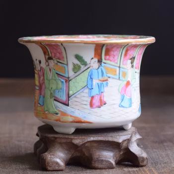 Antique Chinese famille rose mandarin Canton catche pot planter mid 19th Century