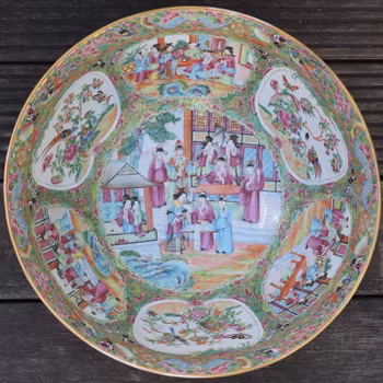 Large Antique Chinese Canton rose mandarin Punch Bowl 40 cm / 15,7 Inch