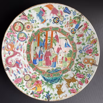 A large antique Chinese rose mandarin charger Daoguang period, 19th C #829