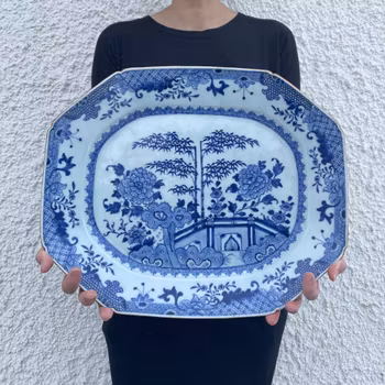 Antique Chinese Export Blue and White Porcelain platter, Qianlong period #863