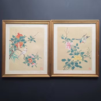 A set of 2 Antique Chinese painting on silk from late Qing early Republic period