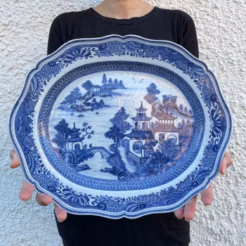 Antique Chinese Export Blue and White Porcelain platter, rococo Qianlong #912