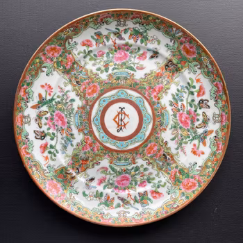 Antique Chinese Armorial Canton Rose Medallion plate #933