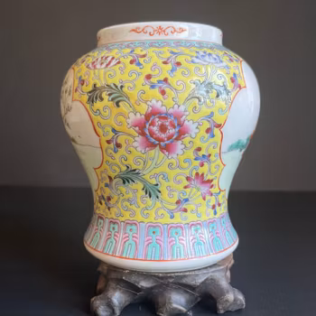 Chinese vintage polychrome jar with figure decoration 50's-70's, #988