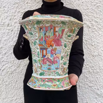 Chinese Famille Rose Bough Pot / Tulip vase, 19th c, Late Qing Dynasty #1012