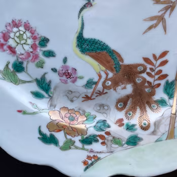 A Chinese famille rose plate with peacock, Qianlong, Qing Dynasty #1015
