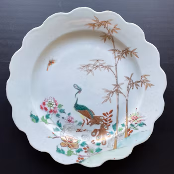 A Chinese famille rose plate with peacock, Qianlong, Qing Dynasty #1016