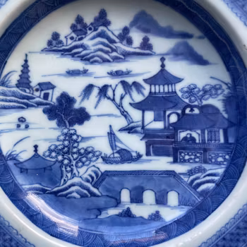 Chinese antique blue and white heating dish Qianlong period #1031