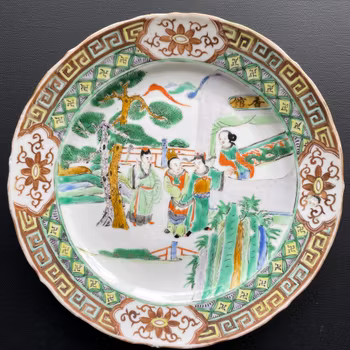 Antique chinese wucai famille verte plate with figure decoration, 19th c #1073