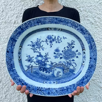 Chinese antique underglazed blue and white platter, Qianlong Period #1086