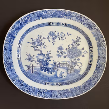Chinese antique underglazed blue and white platter, Qianlong Period #1086