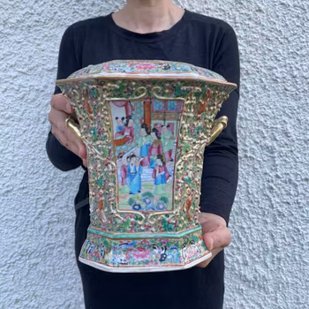 Chinese Famille Rose Bough Pot / Tulip vase, 19th c, Late Qing Dynasty #1087