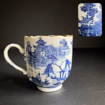 Antique Chinese blue and white Porcelain teacup Qianlong period #1103