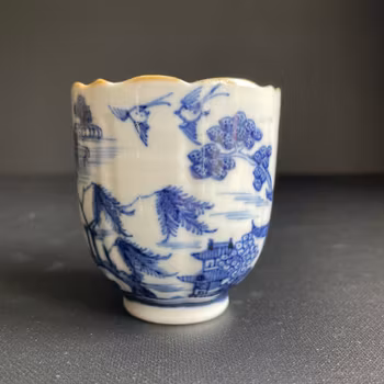 Antique Chinese blue and white Porcelain teacup Qianlong period #1103