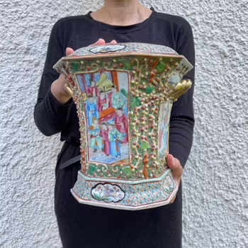 Chinese Famille Rose Bough Pot / Tulip vase, 19th c, Late Qing Dynasty #1130