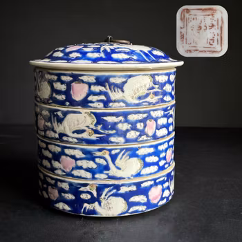 Antique Chinese layered porcelain box Late Qing / Republic #1161