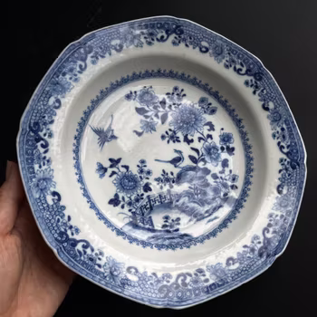 Antique Chinese Blue and white plate, 19th c, Qing Dynasty #1172
