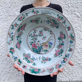 Large Chinese famille rose basin handwasher, mid 19th c, Qing Dynasty #1169